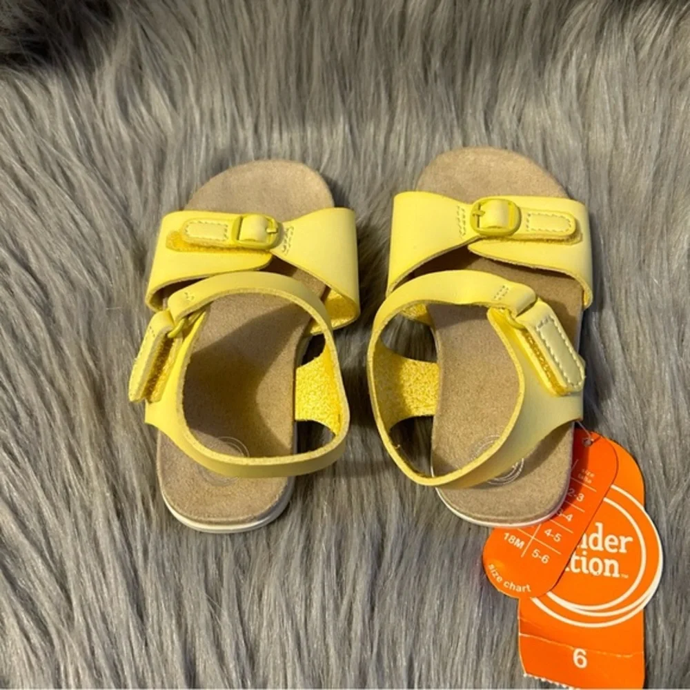Wonder Nation Yellow Sandals Baby Girls Size 6‎ Adjustable Lightweight Shoes
